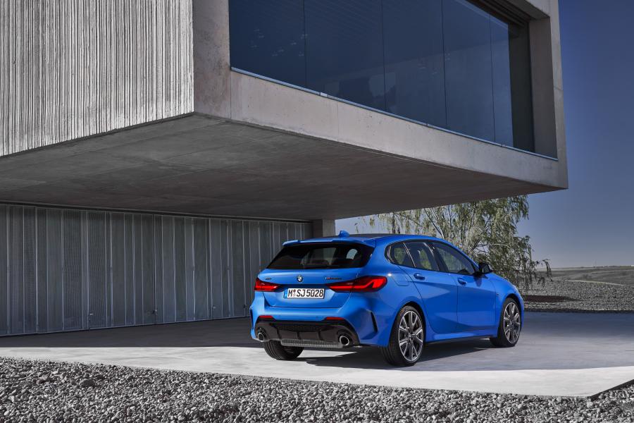  BMW M135i xDrive (F40) 2019 года  (WW) (фото 5 из 189)